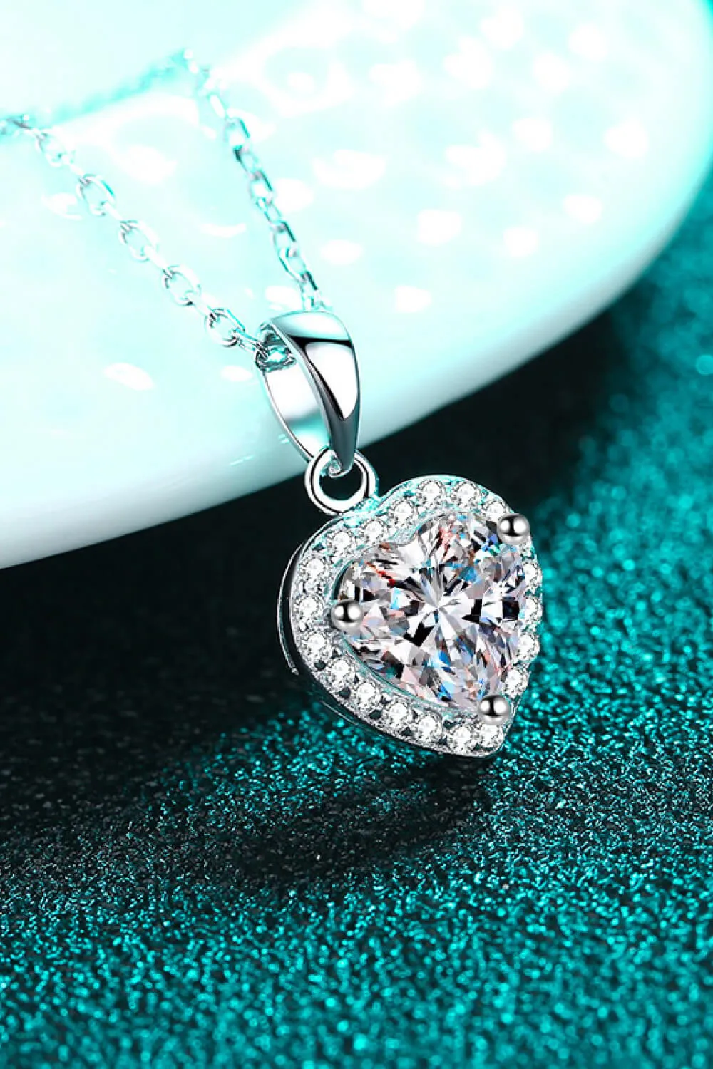 1 Carat Moissanite Zircon Heart Pendant Chain Necklace 925 sterling silver