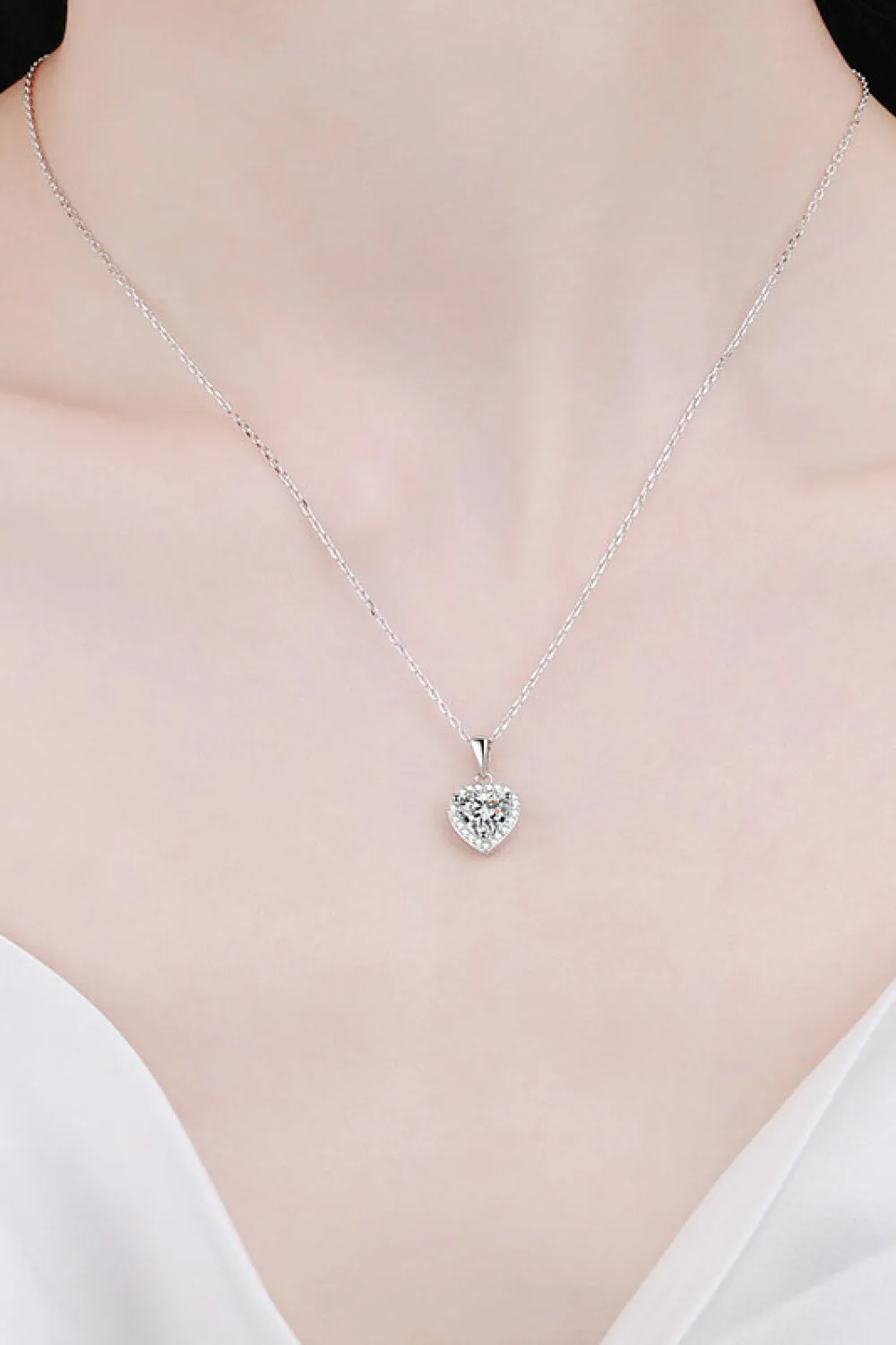 1 Carat Moissanite Zircon Heart Pendant Chain Necklace 925 sterling silver