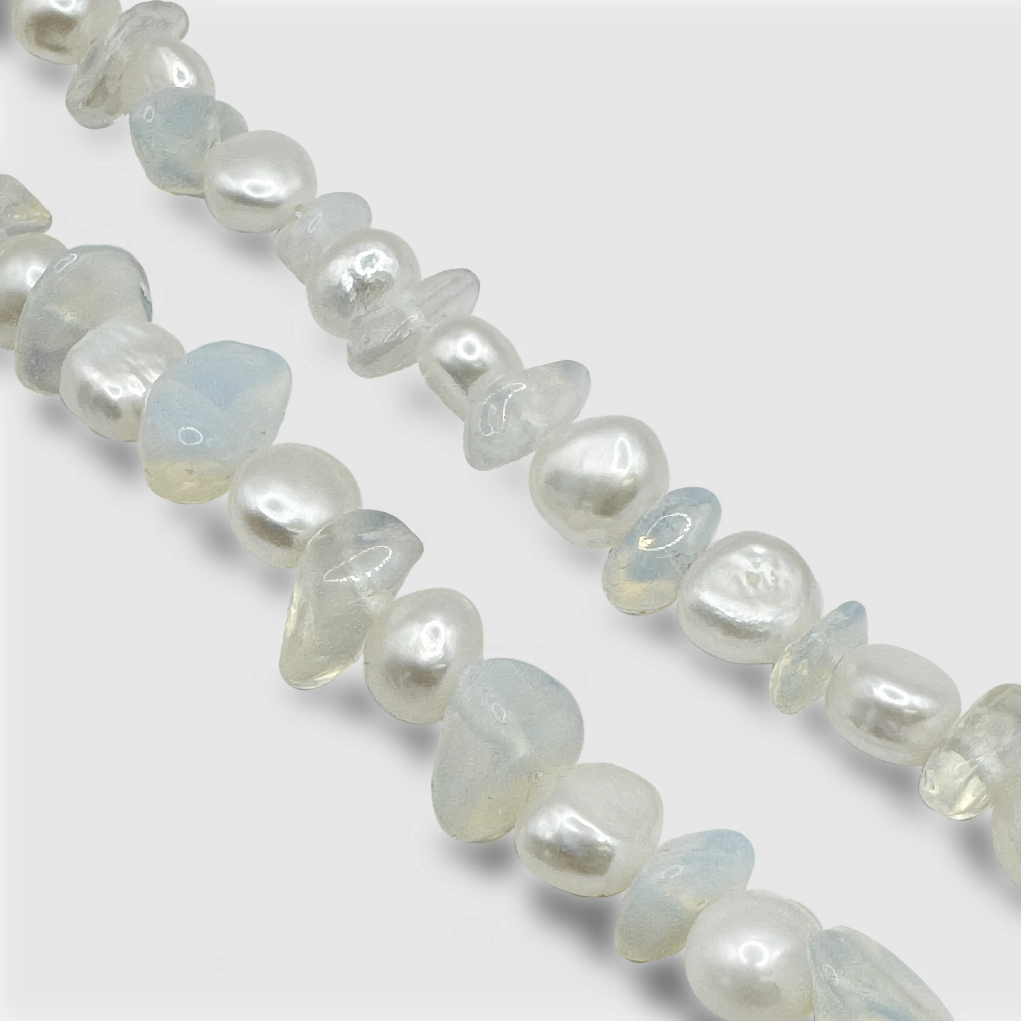 Blue Quartz Real Pearl Necklace (Gold)