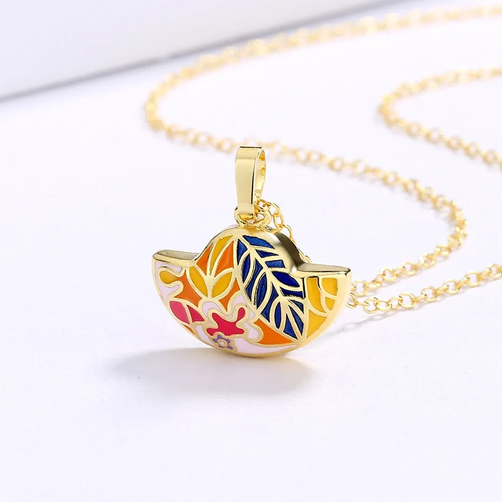 Fashion Jewelry Small Color Enamel Pendant Necklaces for Women in Gold Color