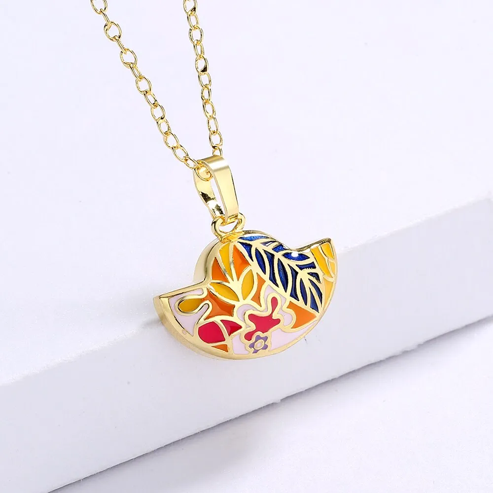 Fashion Jewelry Small Color Enamel Pendant Necklaces for Women in Gold Color