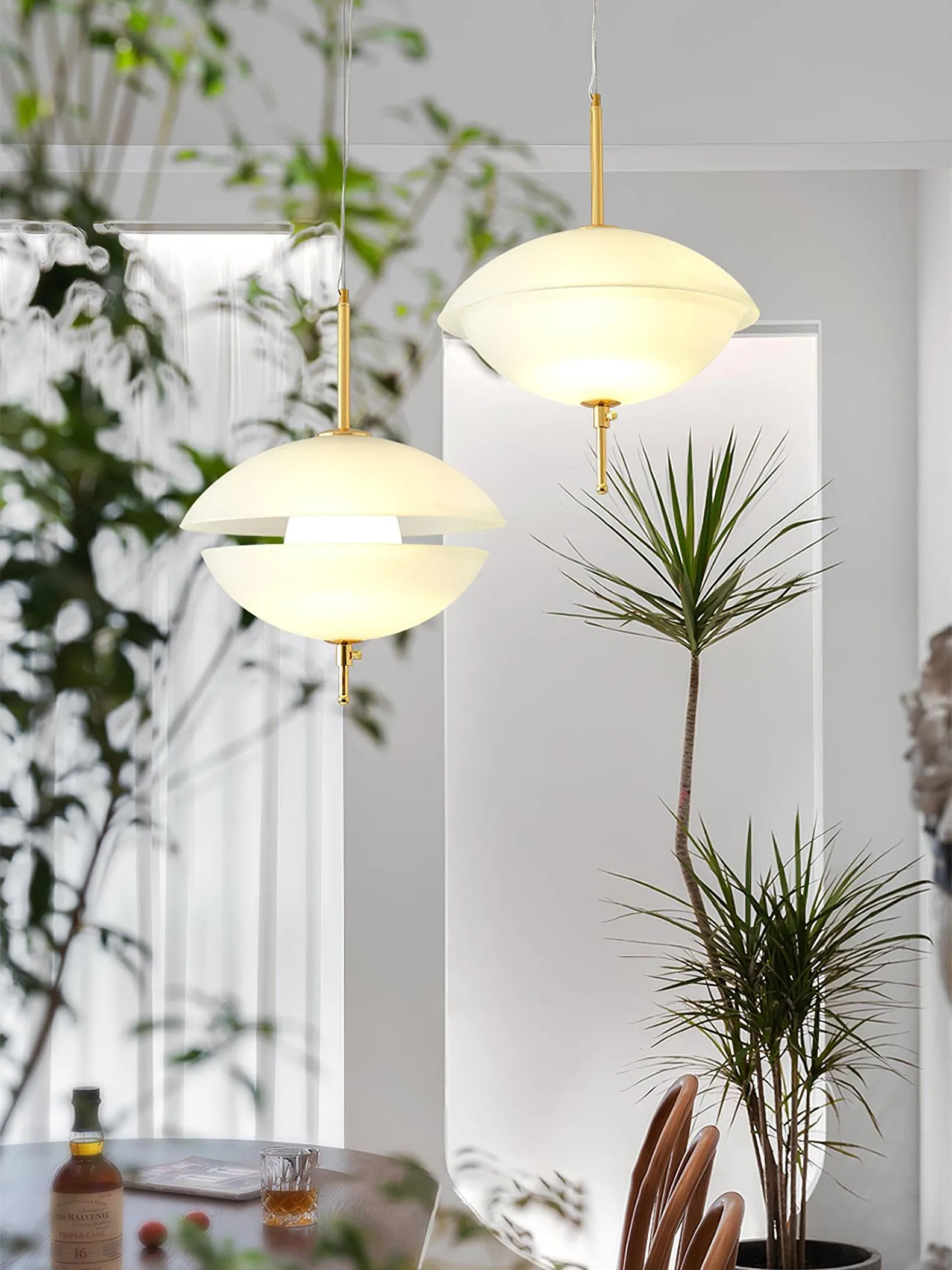 Miller Shell Pendant Light