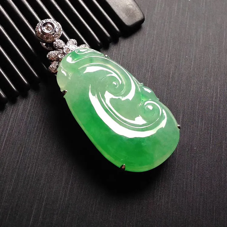 Natural Jade Pendant Jadeite Gold Ruyi Pendant PT367