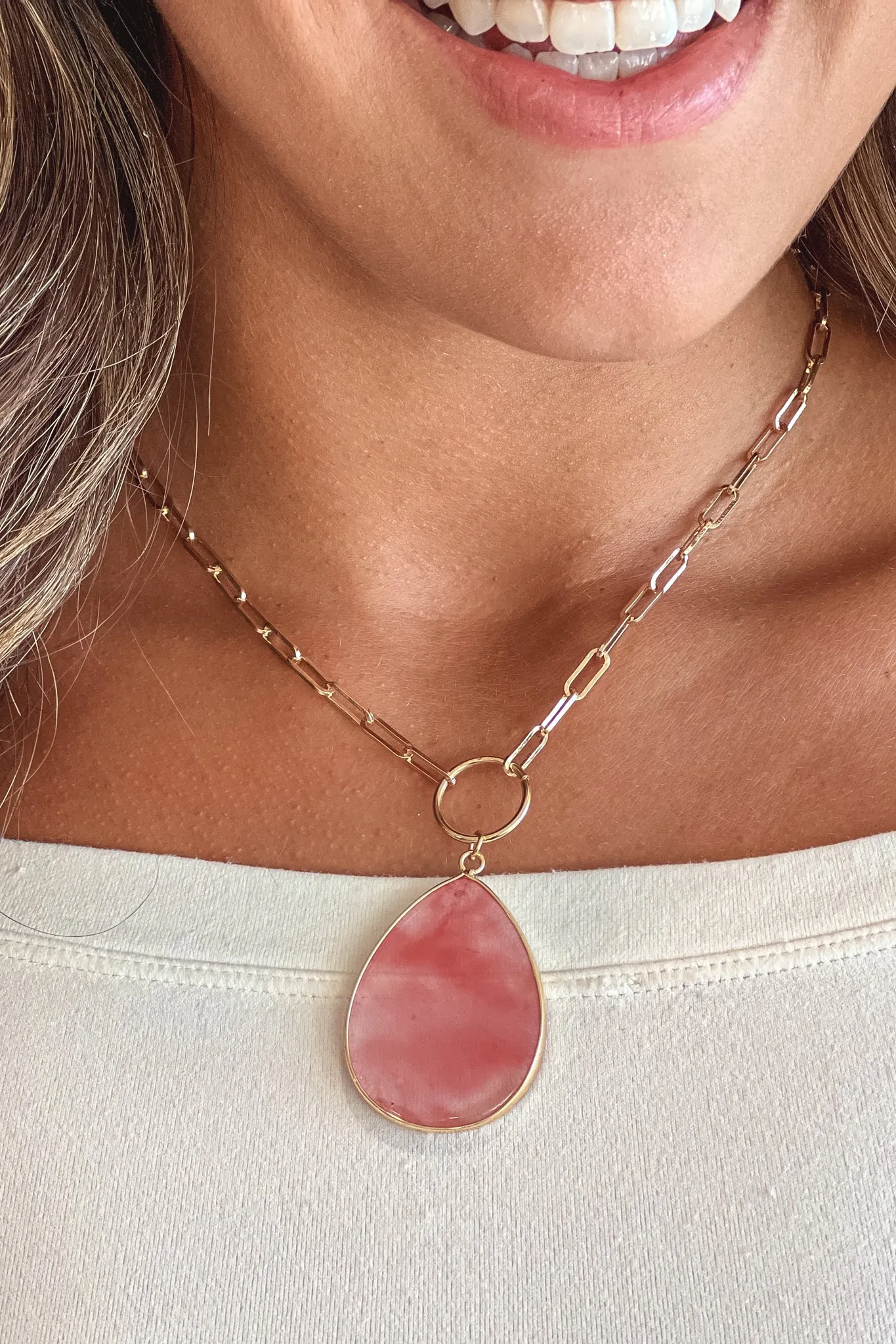 Red Quartz Pendant Necklace