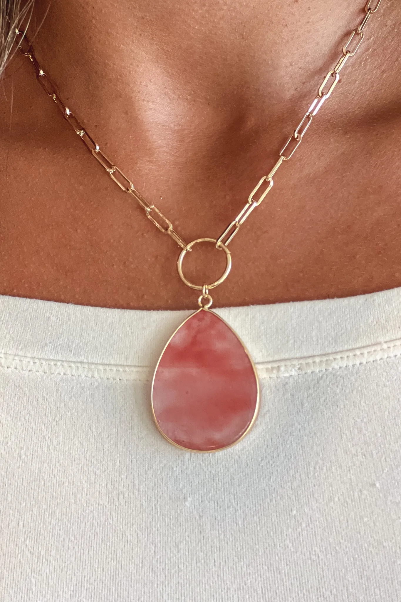 Red Quartz Pendant Necklace