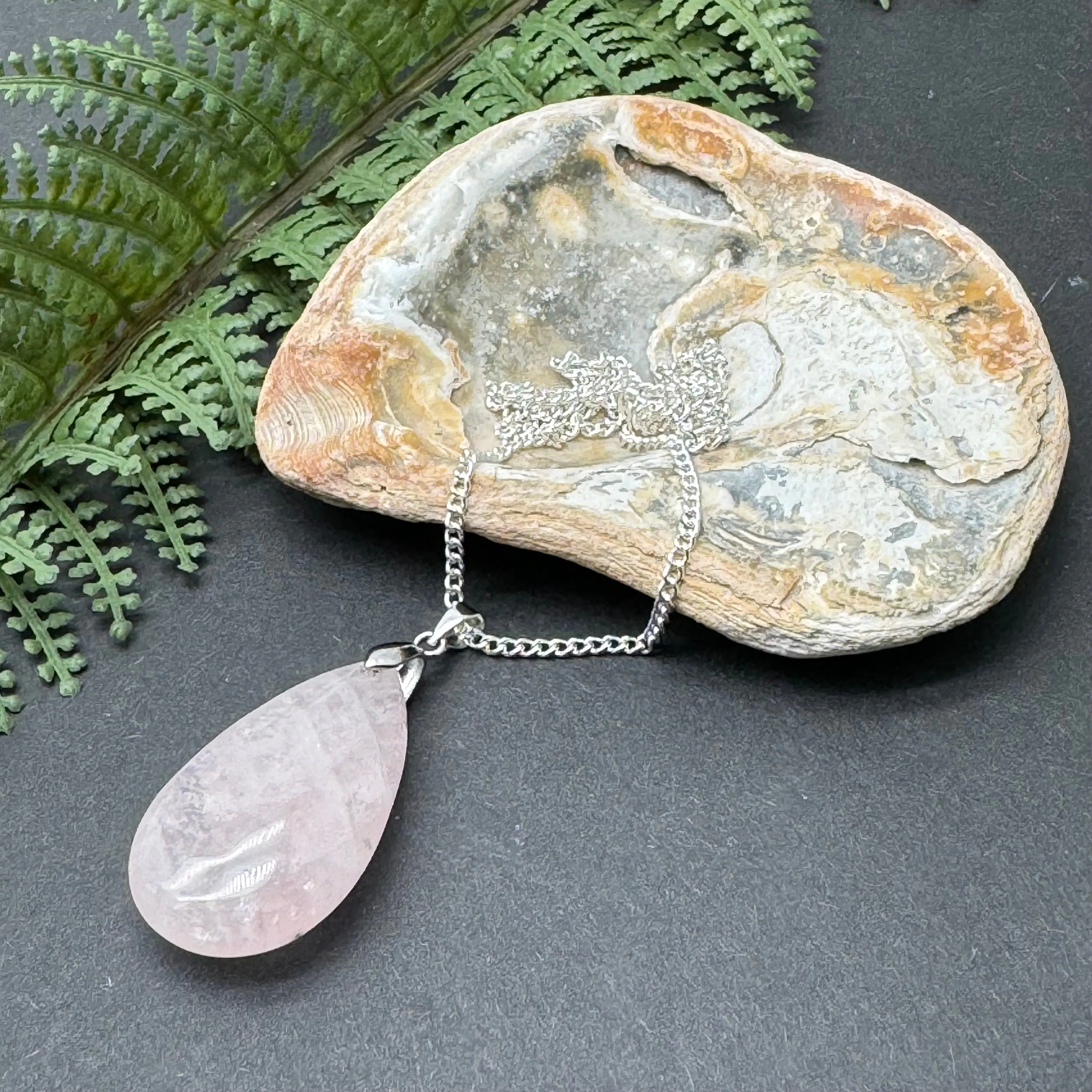 Tear Drop Rose Quartz Pendant Necklace